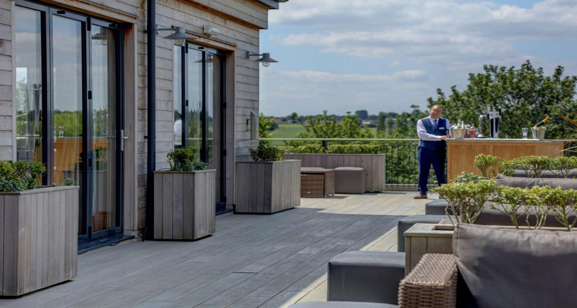 Windmill Village Hotel, Golf Club & Spa, BW Signature Collection Coventry Exterior photo